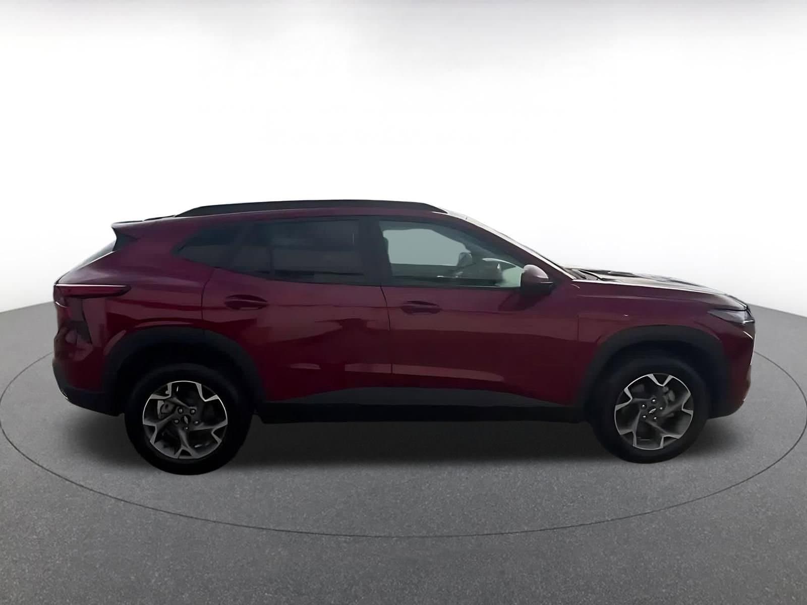 Thumbnail: 2025 Chevrolet Trax - 15