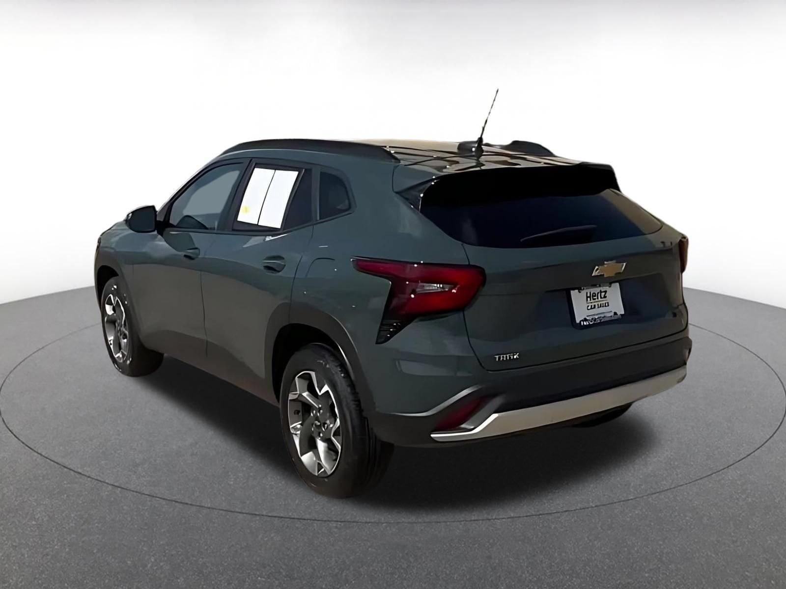Thumbnail: 2025 Chevrolet Trax - 10