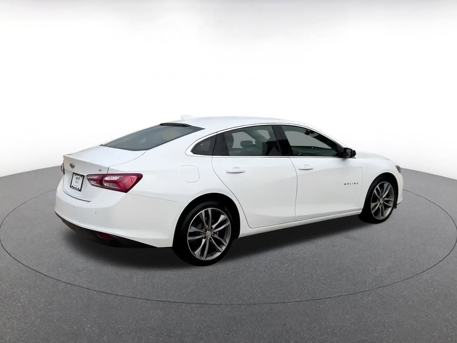 Thumbnail: 2024 Chevrolet Malibu - 15