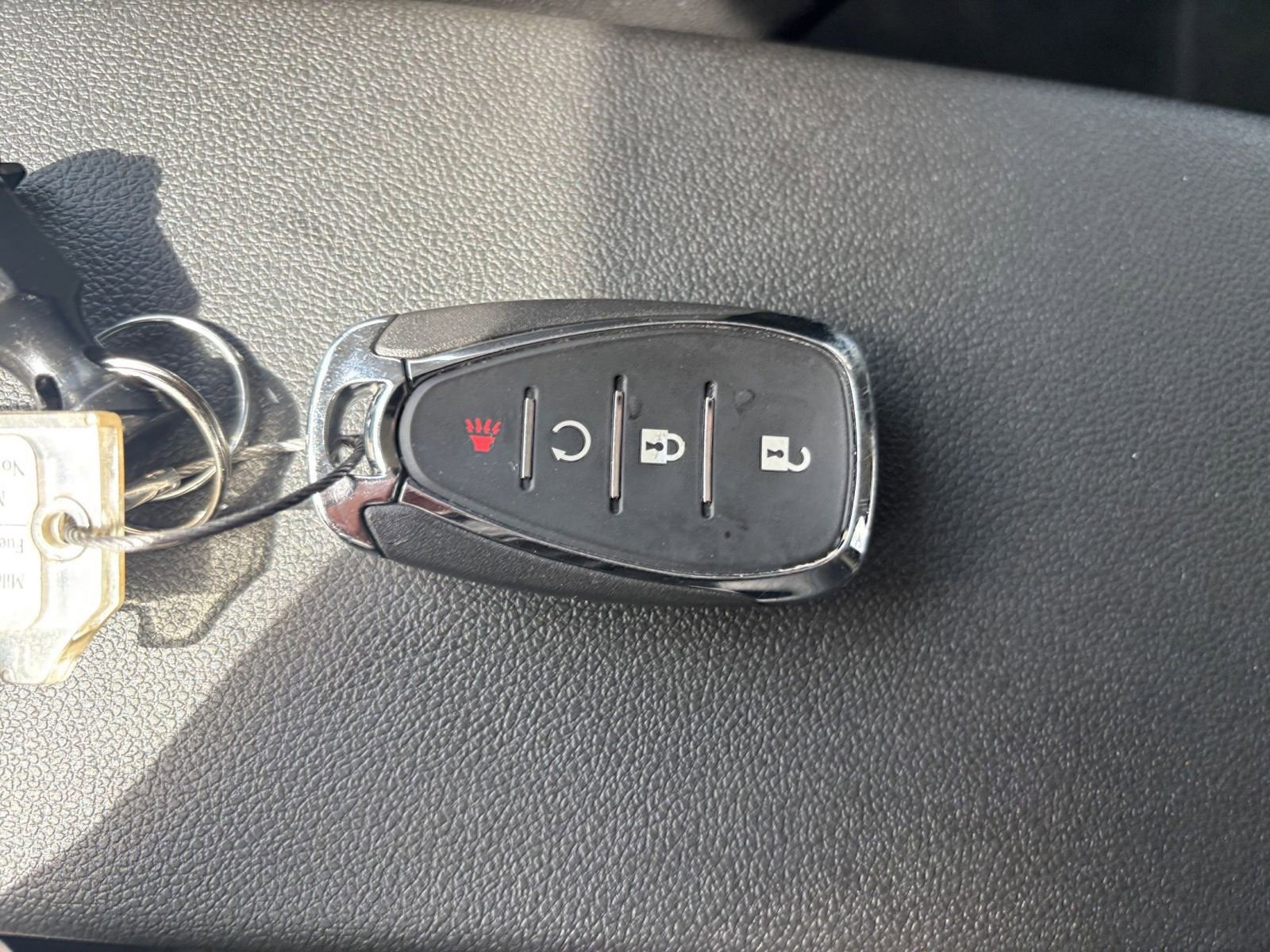 Thumbnail: 2025 Chevrolet Trax - 21