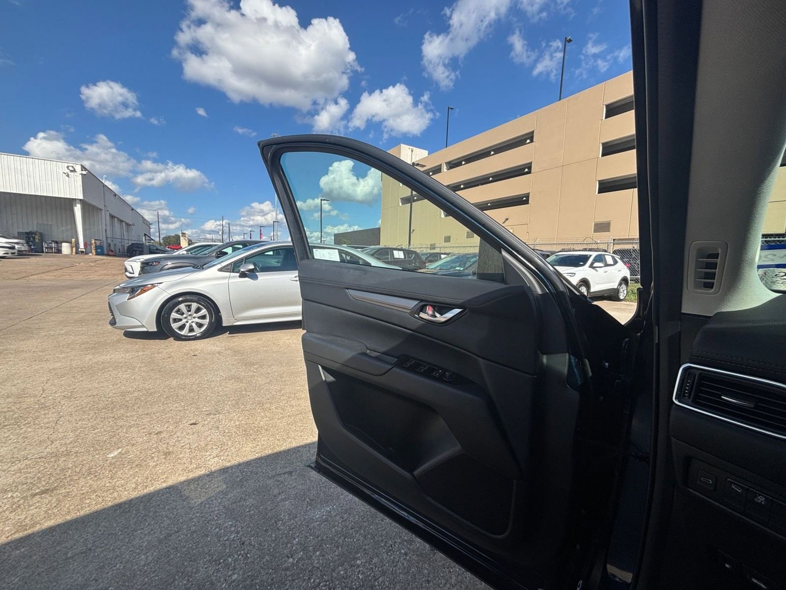 Thumbnail: 2025 Mazda CX-5 - 20