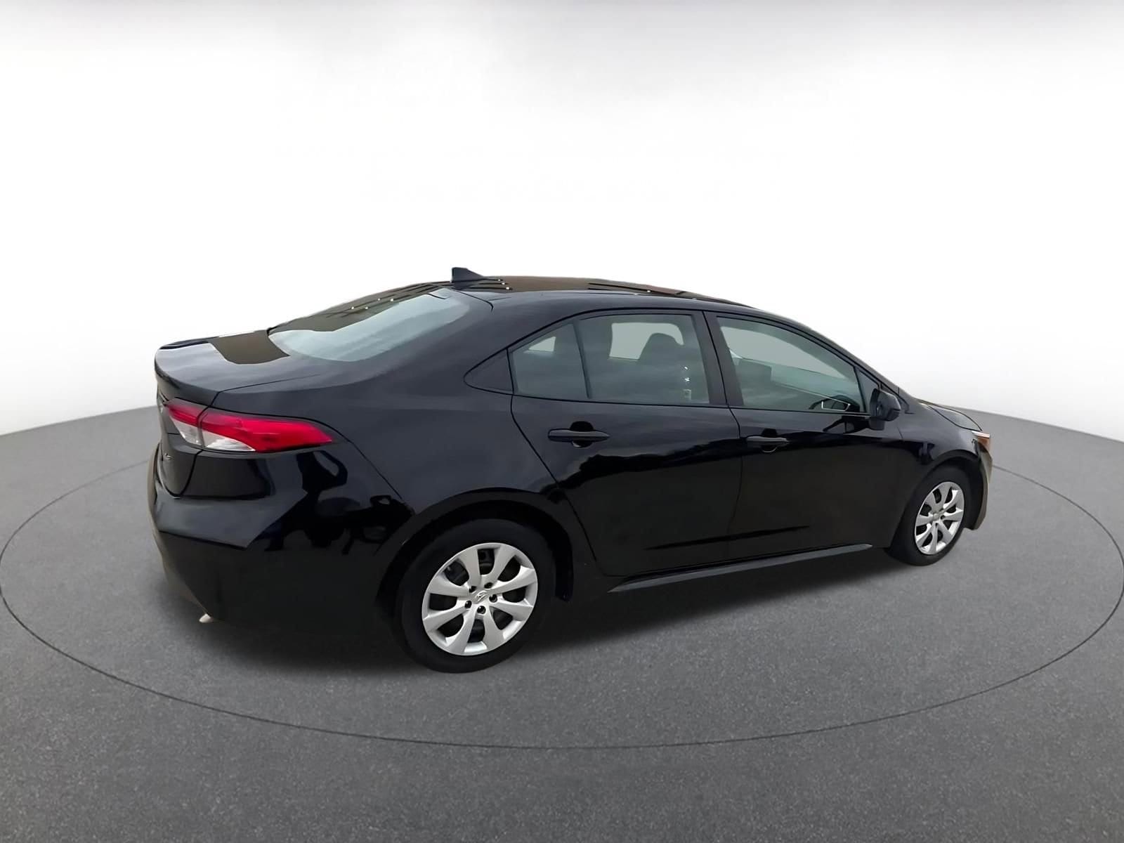 Thumbnail: 2023 Toyota Corolla - 14