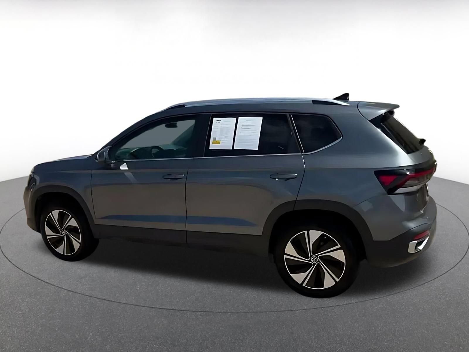 Thumbnail: 2026 Volkswagen Taos - 8