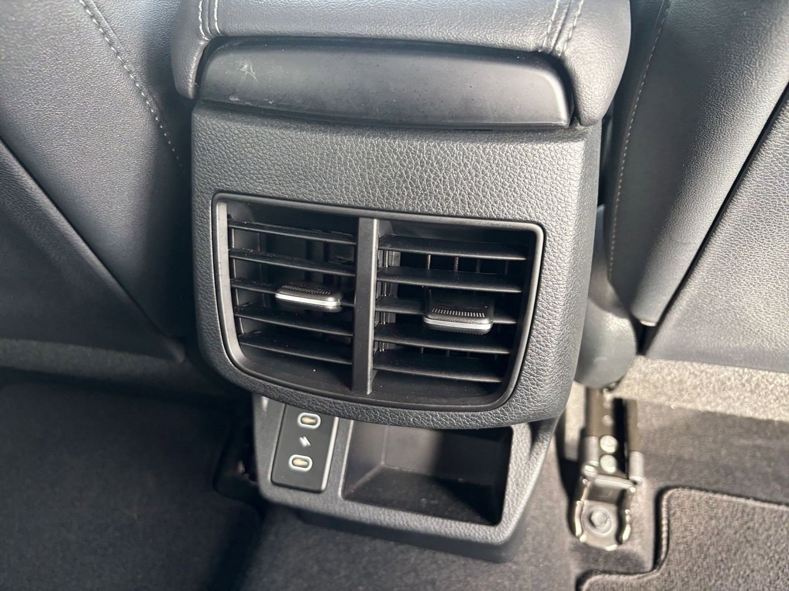 Thumbnail: 2025 Kia Seltos - 23