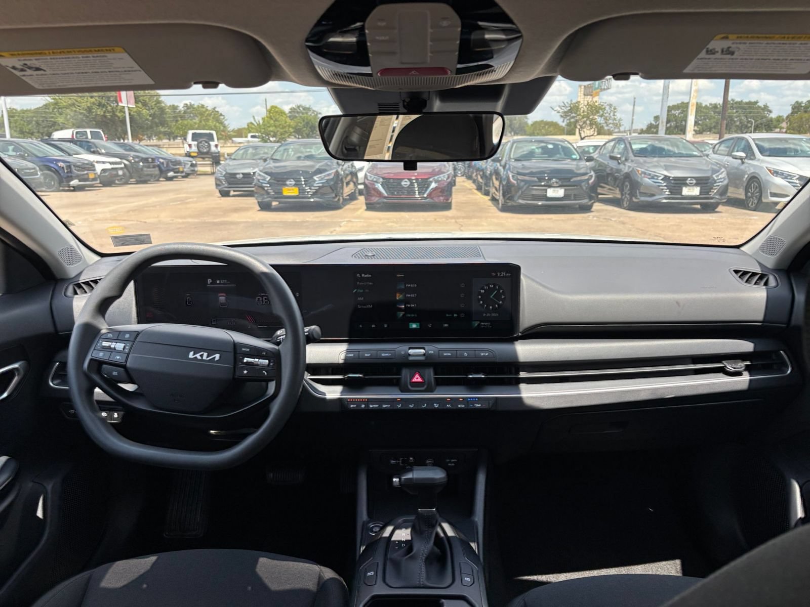 Thumbnail: 2026 Kia K4 - 28