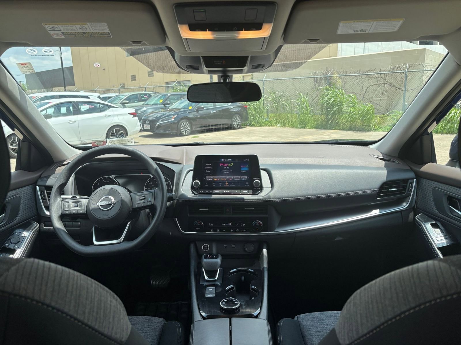 2023 Nissan Rogue SV 28