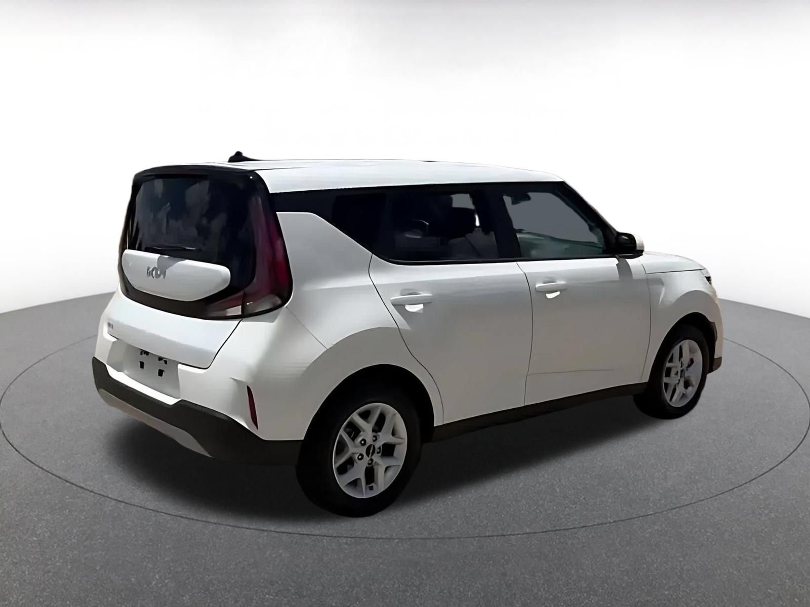 Thumbnail: 2025 Kia Soul - 14