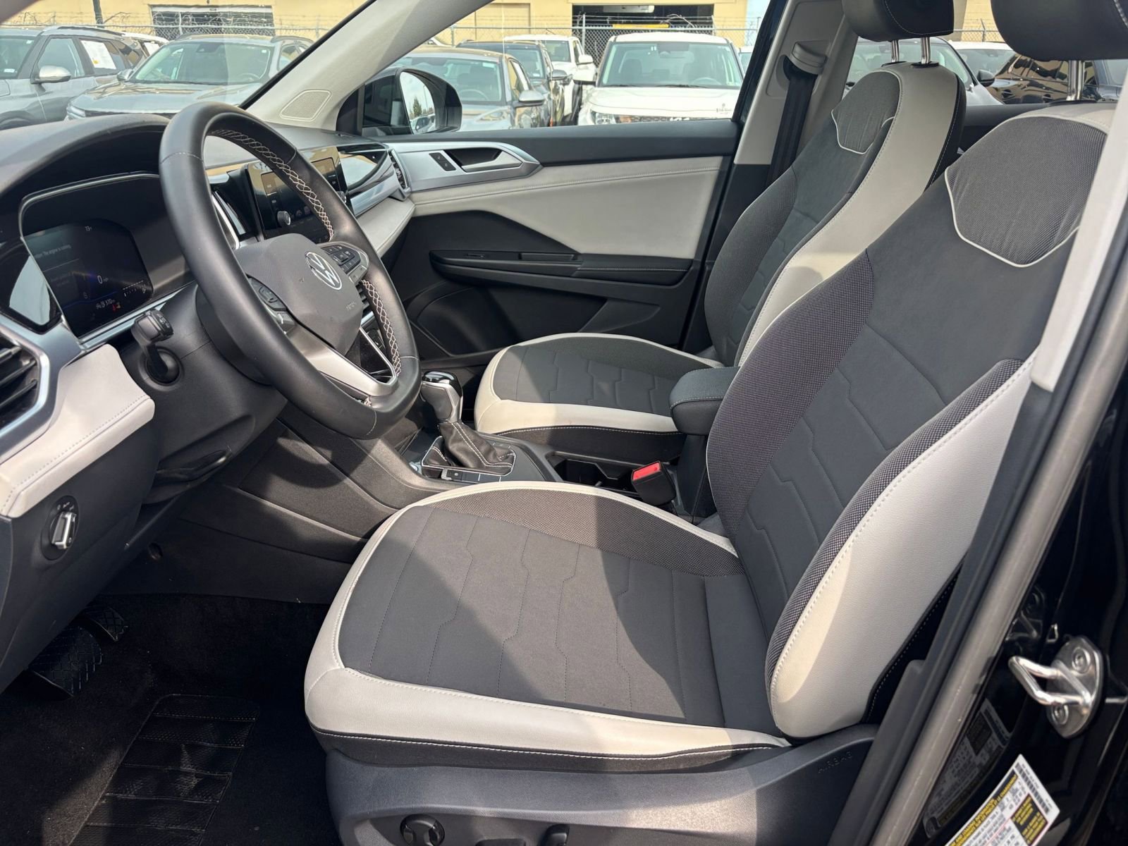 Thumbnail: 2025 Volkswagen Taos - 27