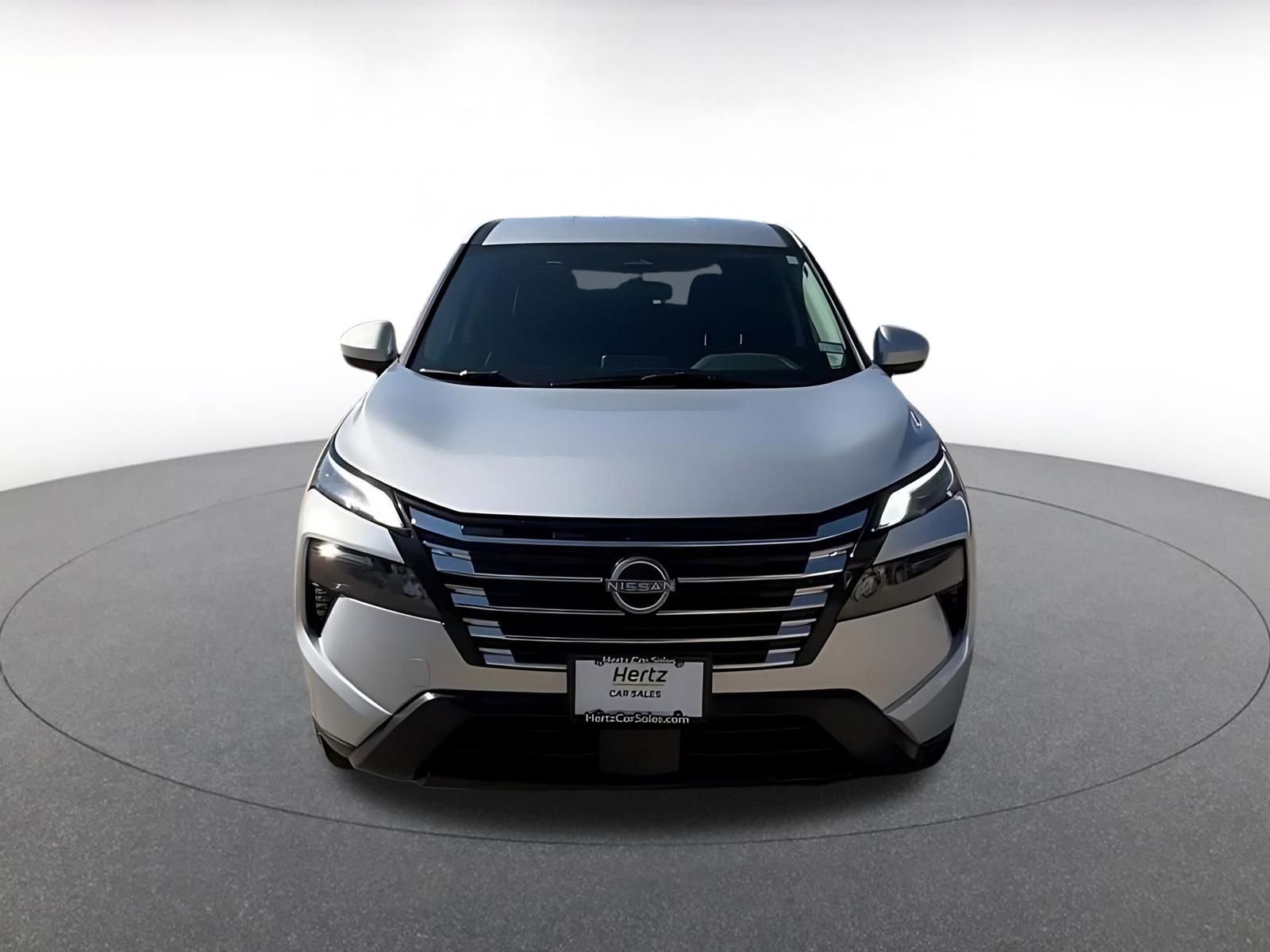 Thumbnail: 2025 Nissan Rogue - 4