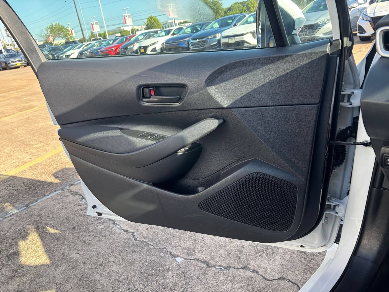 Thumbnail: 2025 Toyota Corolla - 15