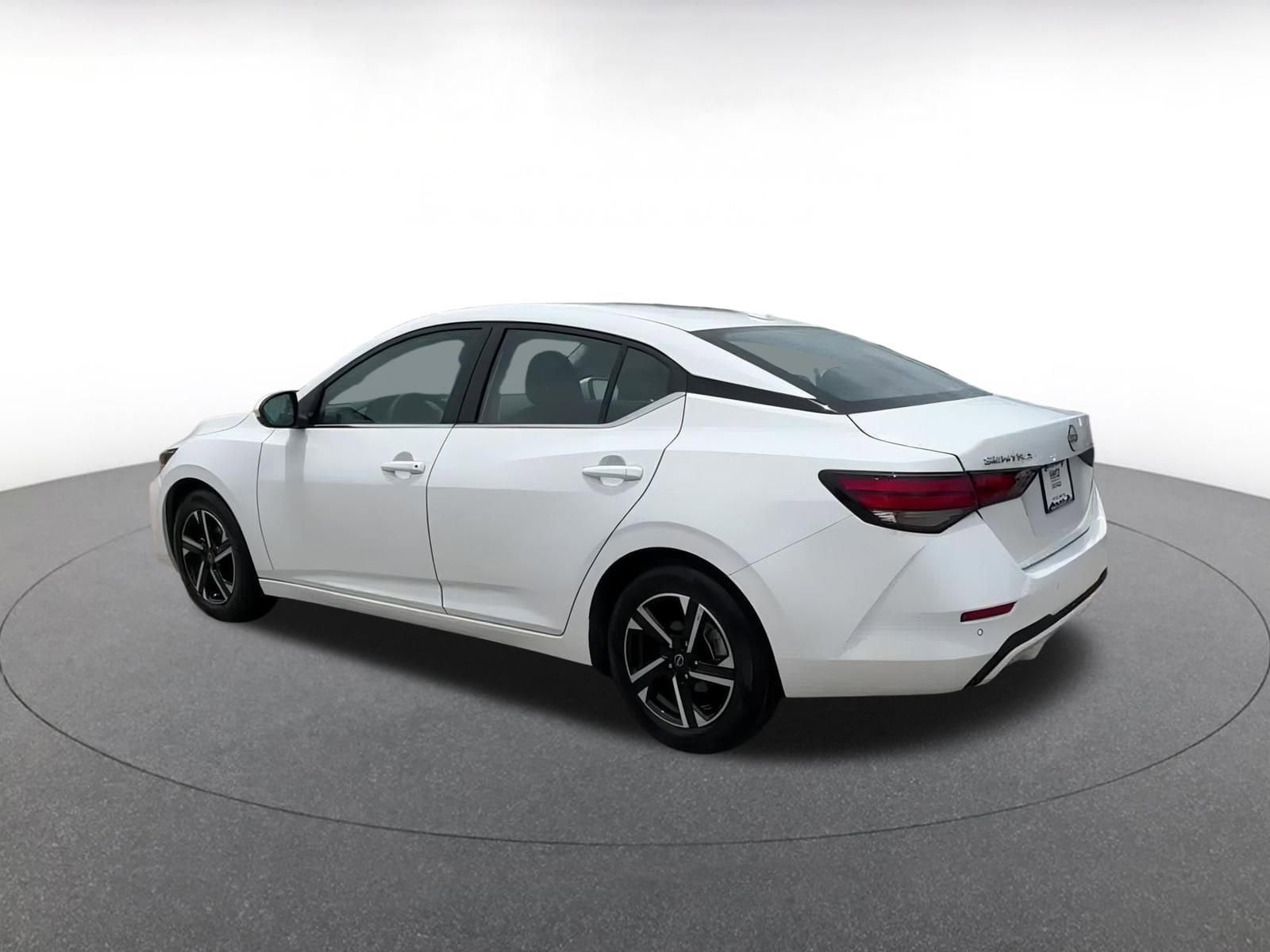 2024 Nissan Sentra SV 8