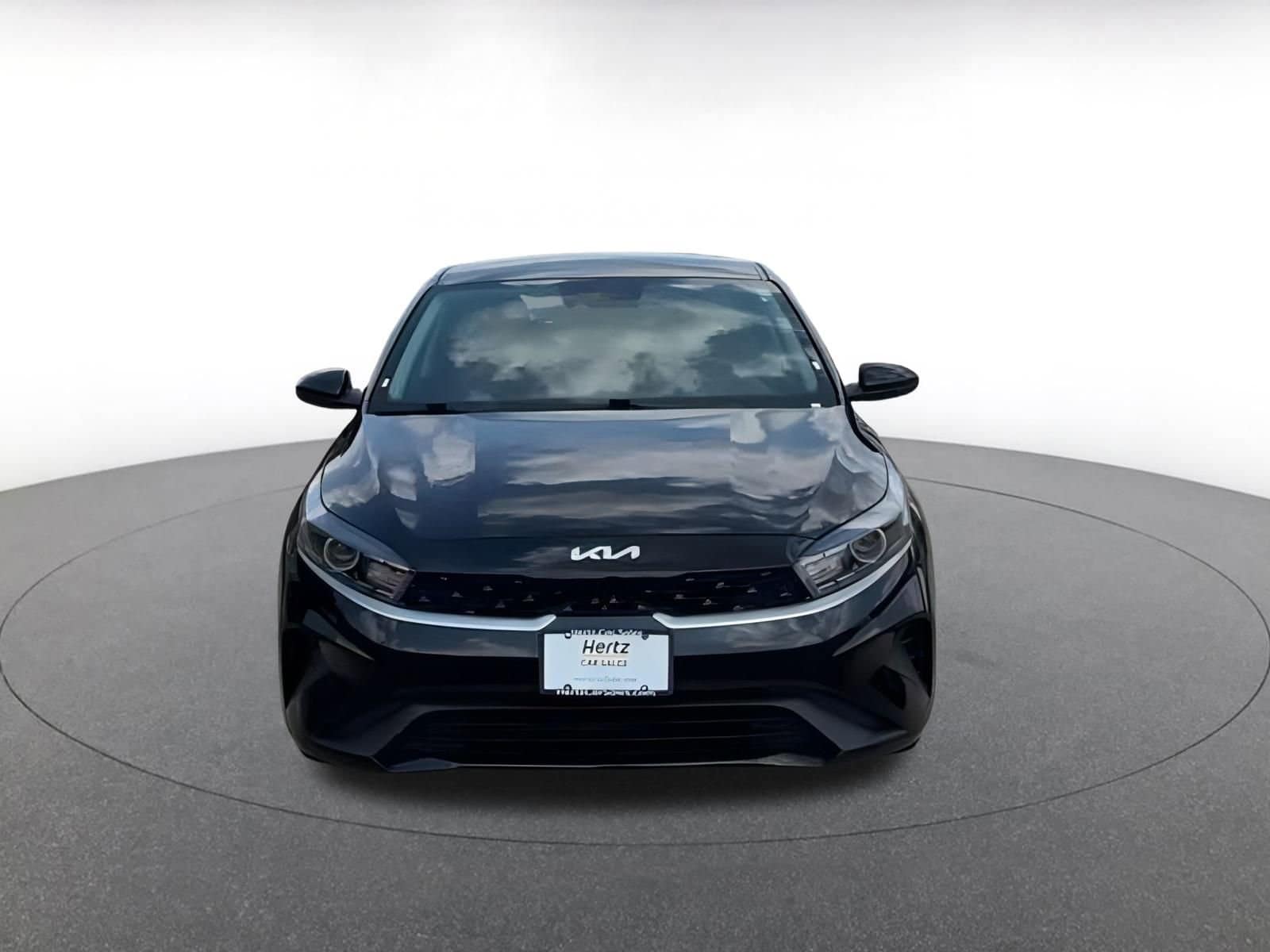 Thumbnail: 2024 Kia Forte - 4