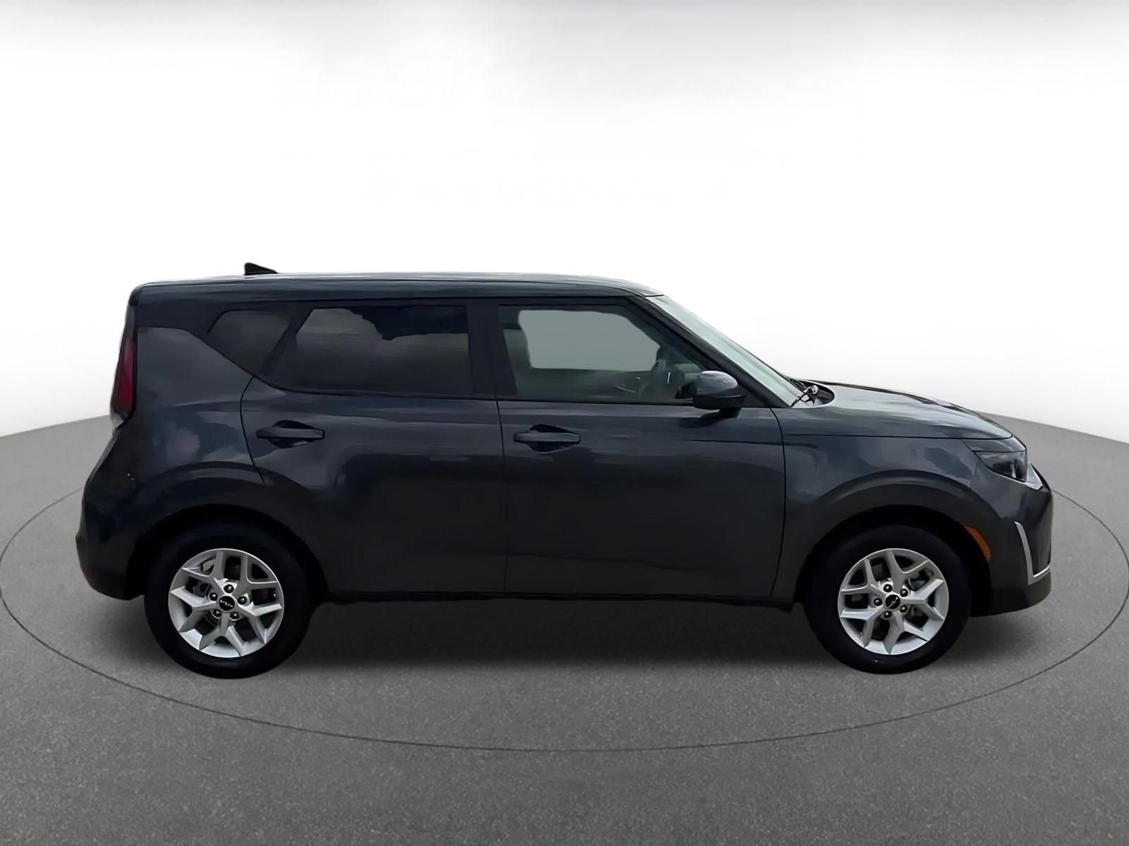 Thumbnail: 2025 Kia Soul - 16