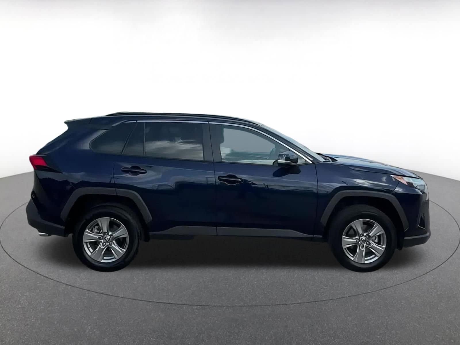 2024 Toyota RAV4 XLE 13