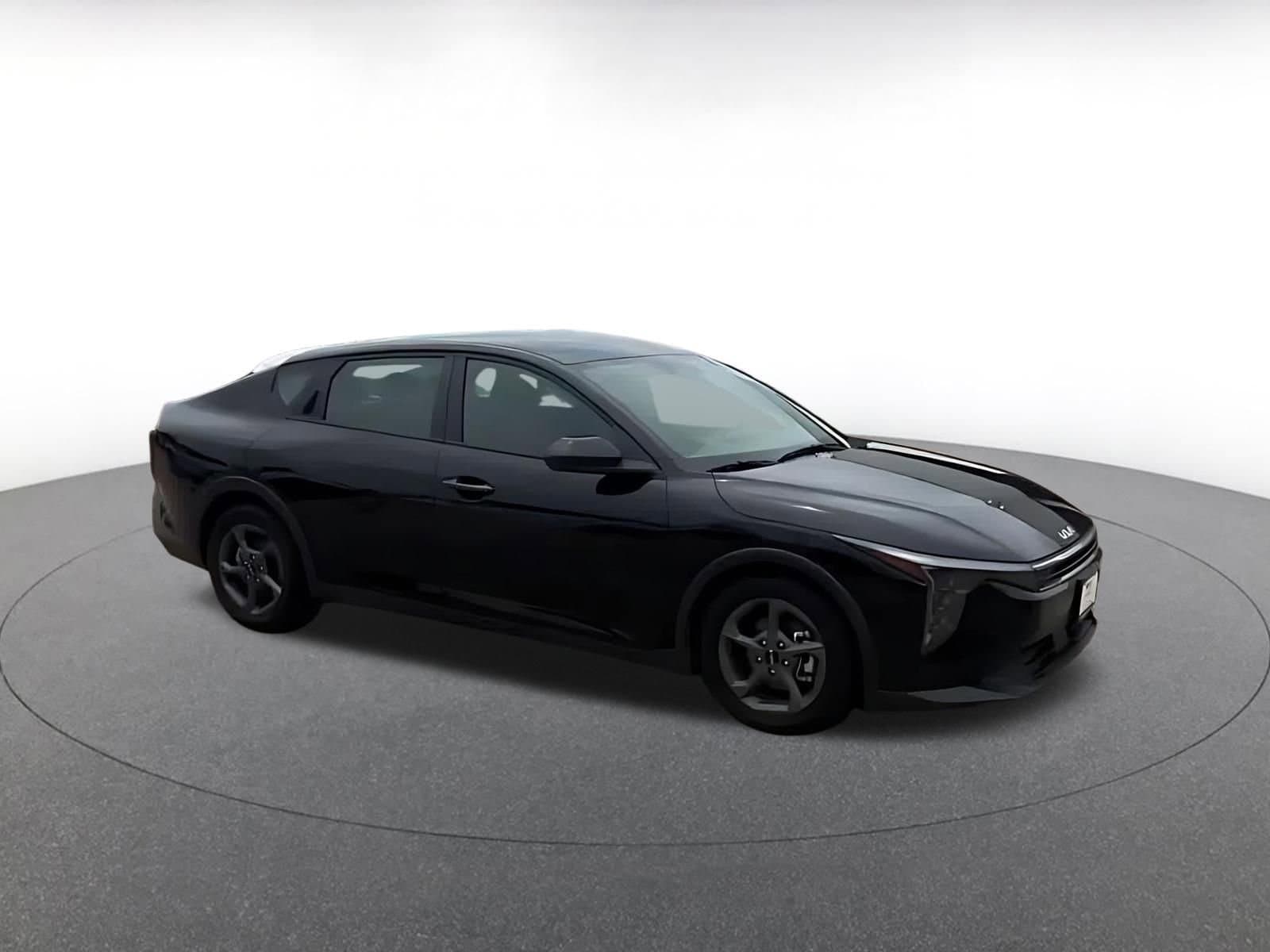 Thumbnail: 2025 Kia K4 - 2