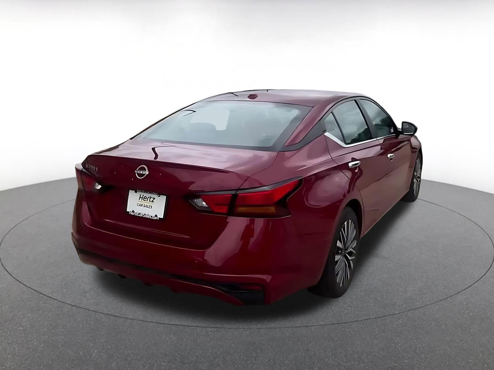 Thumbnail: 2025 Nissan Altima - 14
