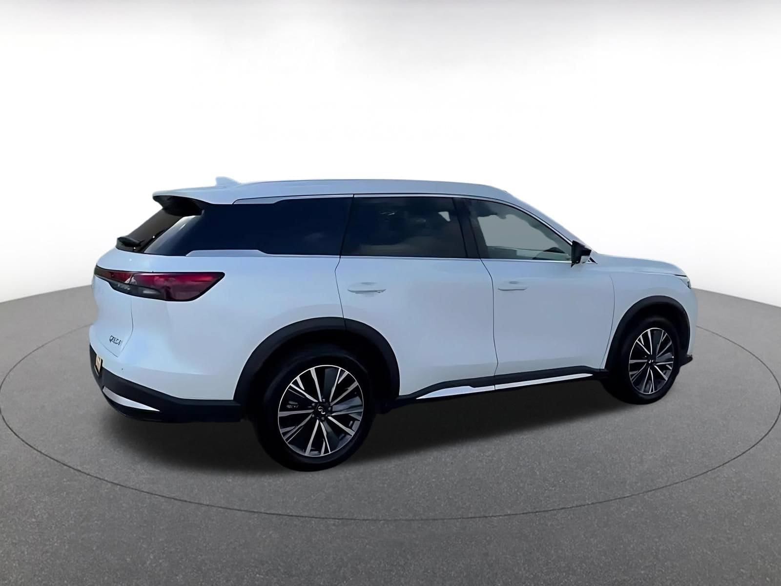Thumbnail: 2026 INFINITI QX60 - 14