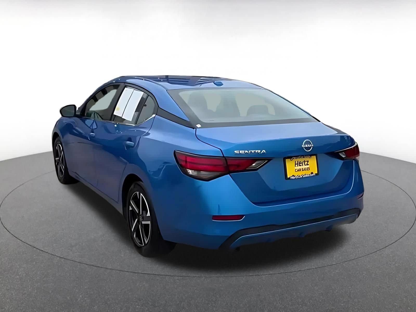 Thumbnail: 2025 Nissan Sentra - 11