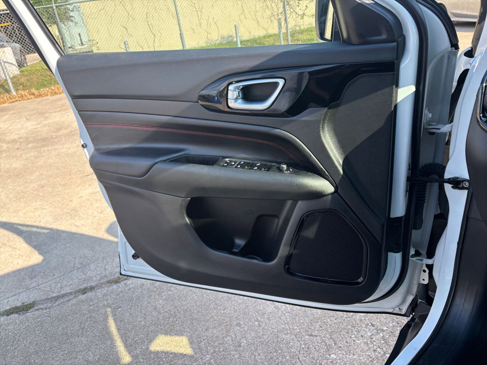 Thumbnail: 2025 Jeep Compass - 20