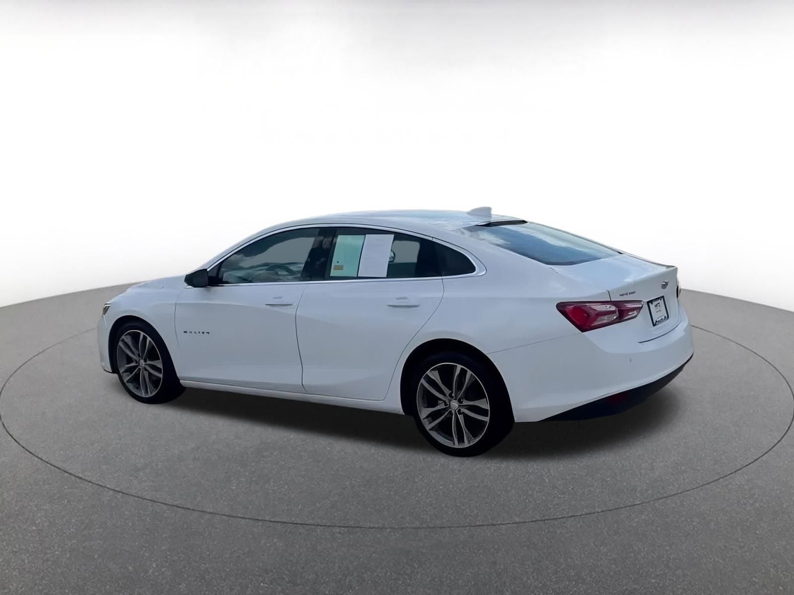 Thumbnail: 2024 Chevrolet Malibu - 11