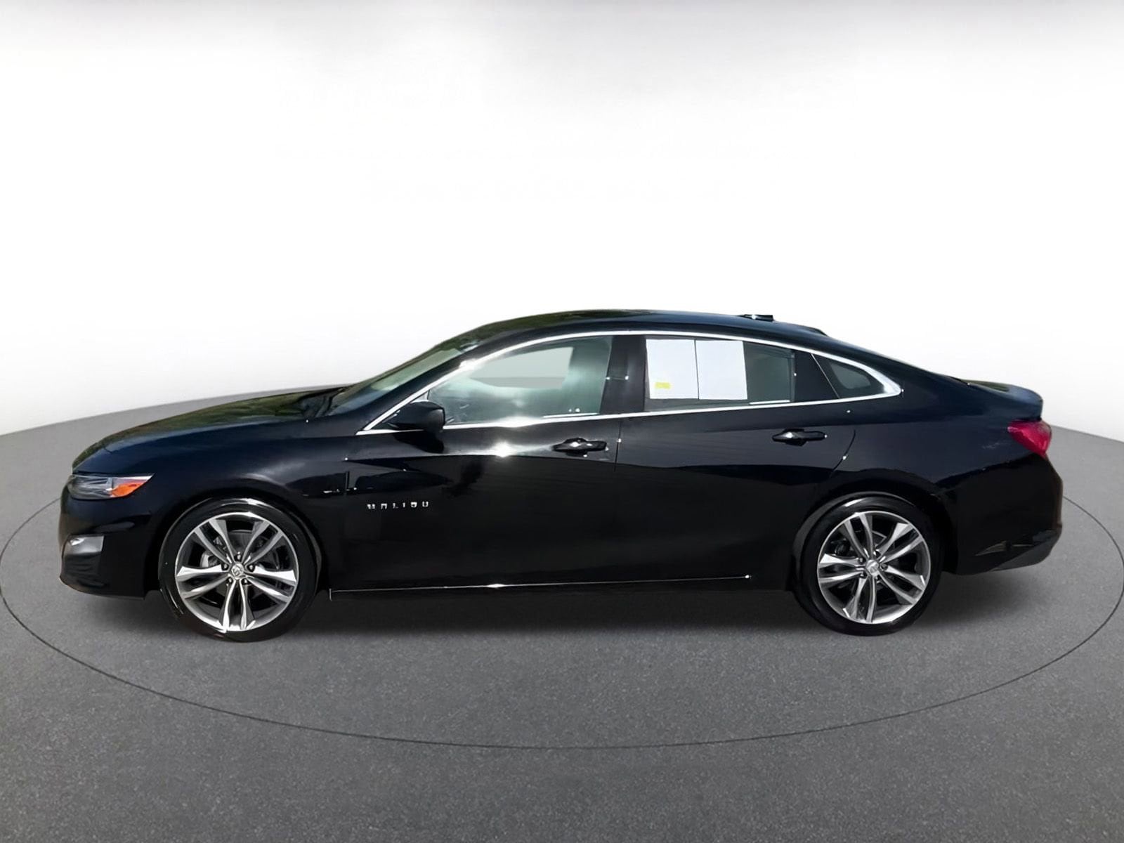 Thumbnail: 2024 Chevrolet Malibu - 7
