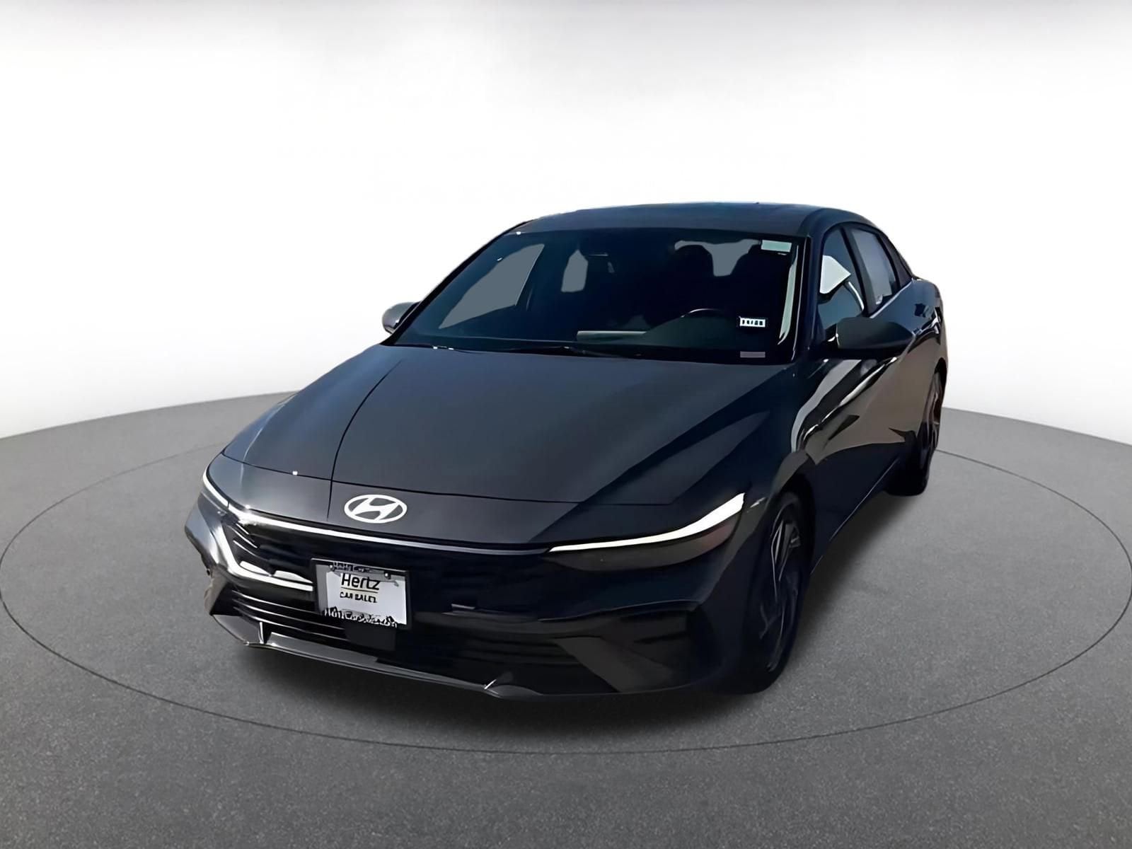 Thumbnail: 2025 Hyundai Elantra - 4