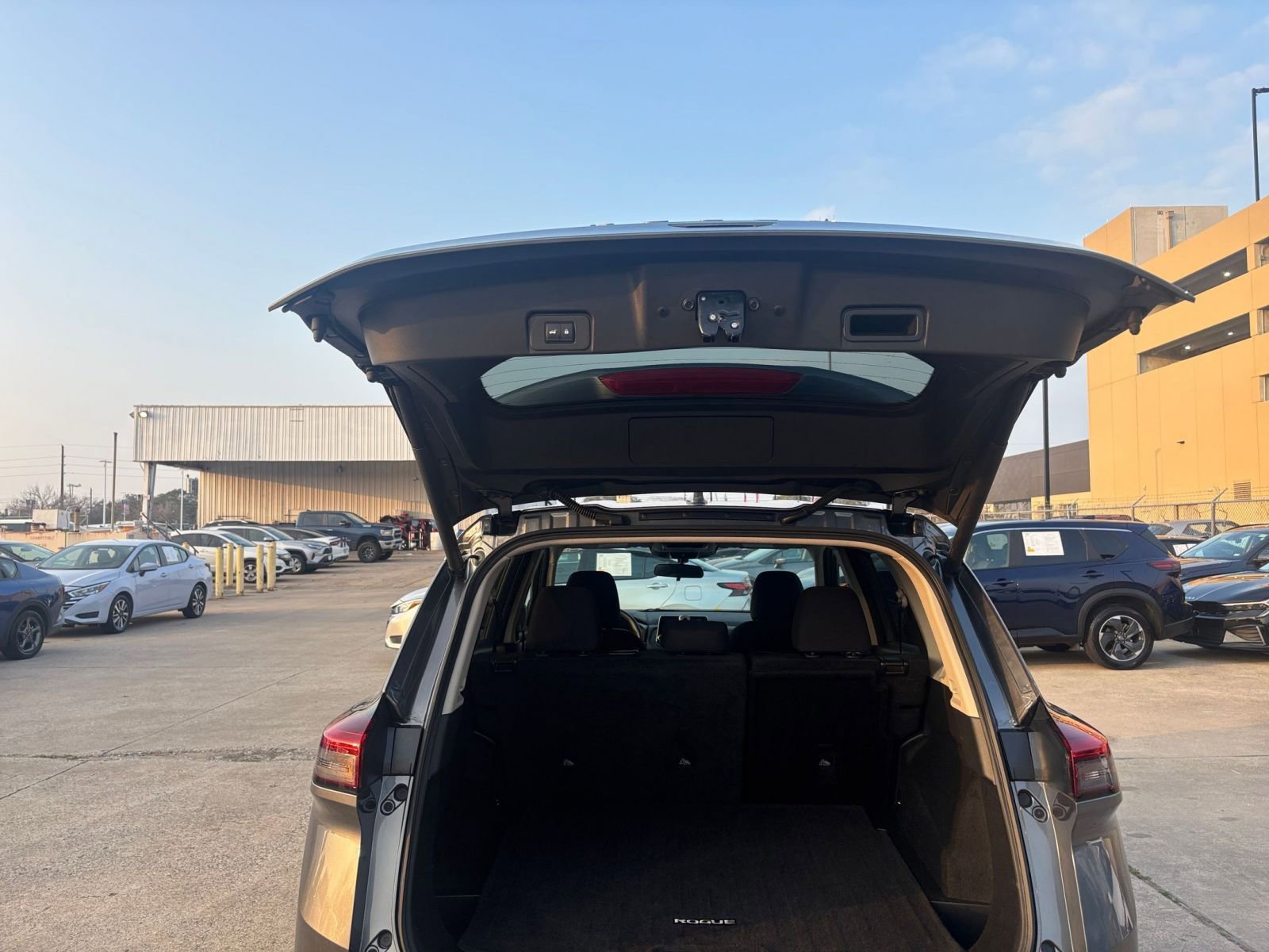 Thumbnail: 2025 Nissan Rogue - 31