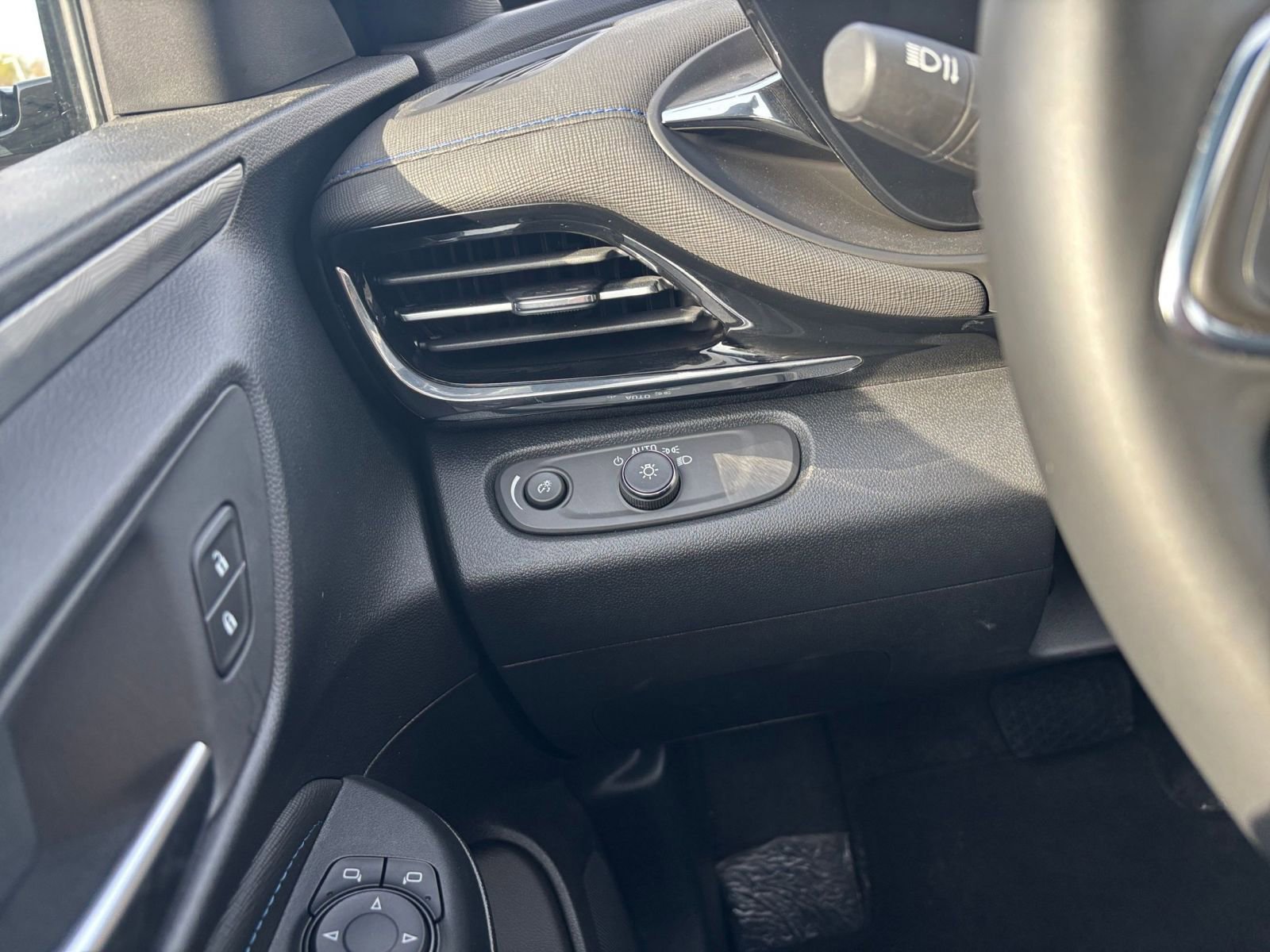 Thumbnail: 2025 Buick Envista - 32