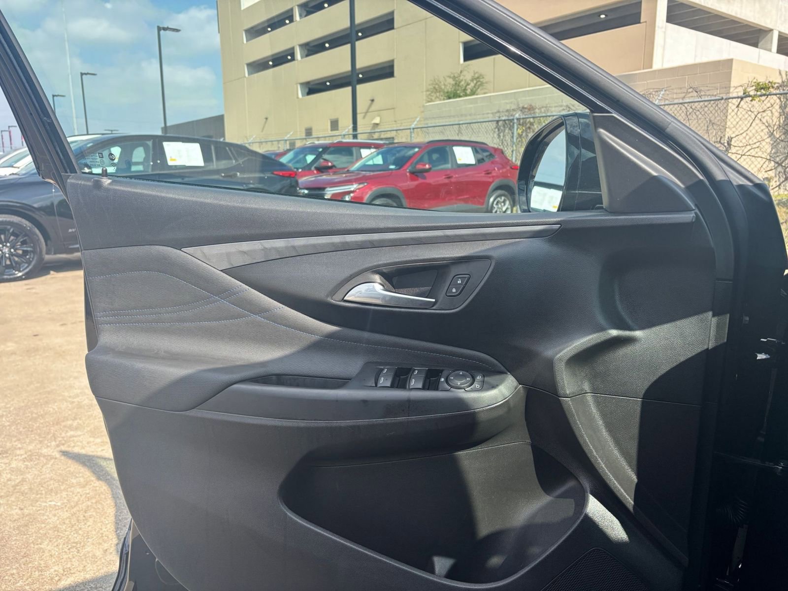 Thumbnail: 2025 Buick Envista - 20