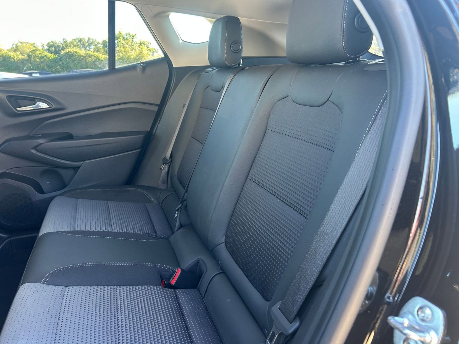 Thumbnail: 2025 Chevrolet Trax - 35