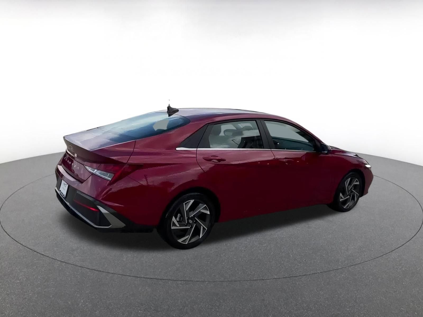 Thumbnail: 2025 Hyundai Elantra - 15