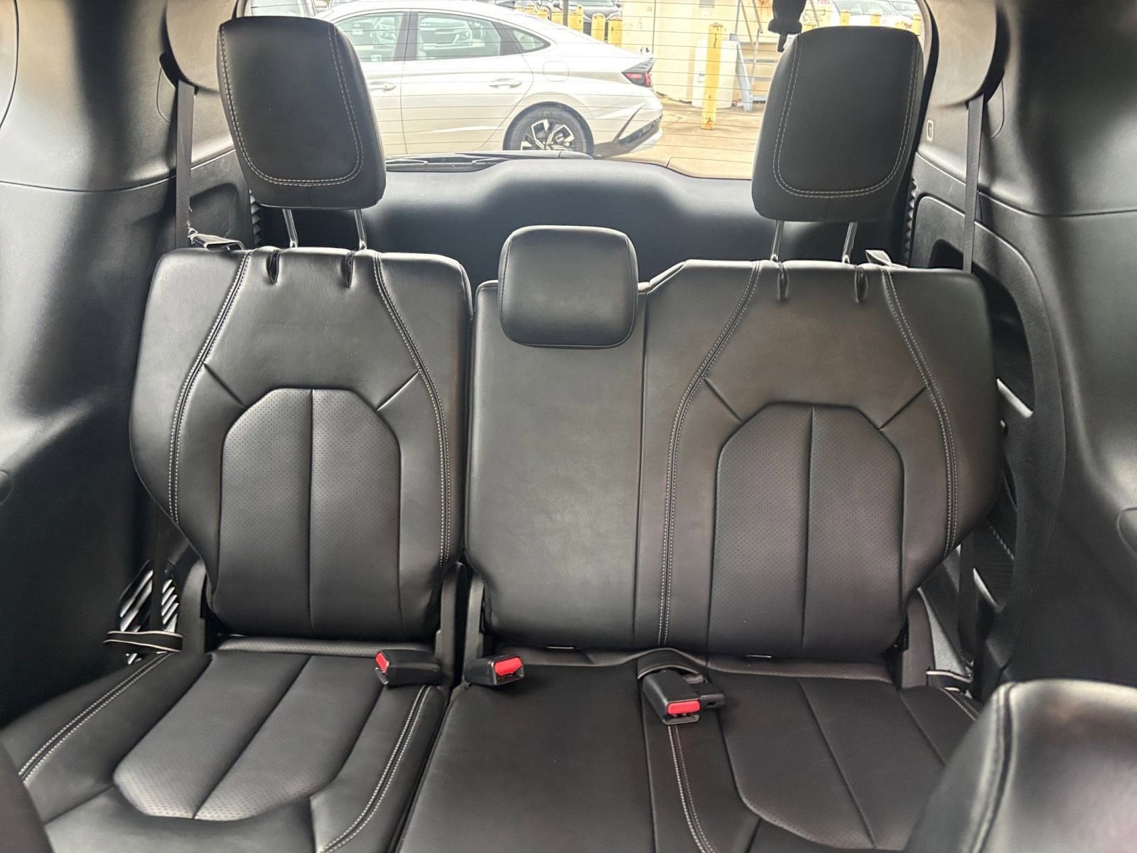 Thumbnail: 2025 Chrysler Pacifica - 31