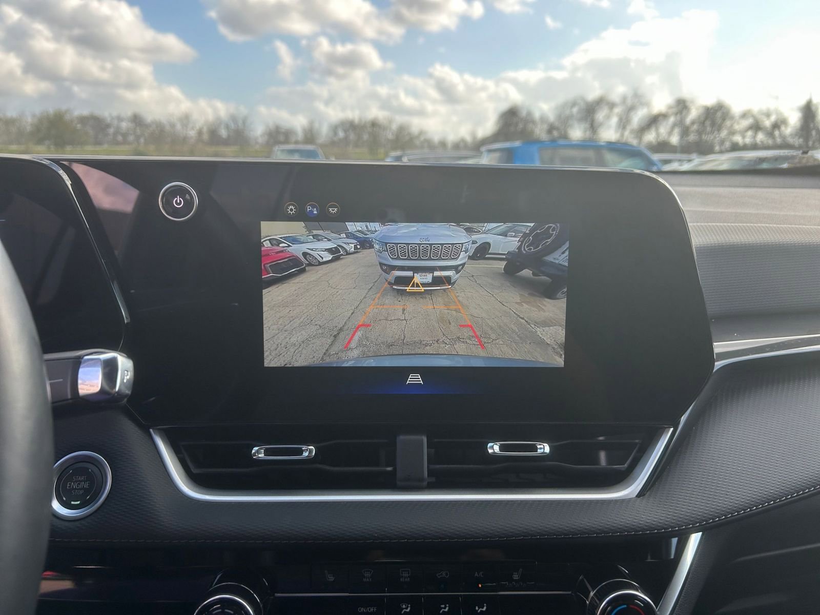 Thumbnail: 2025 Chevrolet Equinox - 22