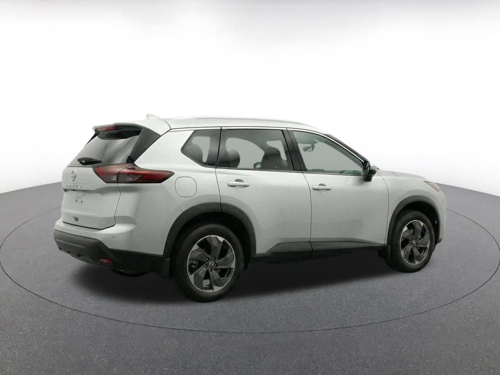 Thumbnail: 2025 Nissan Rogue - 9