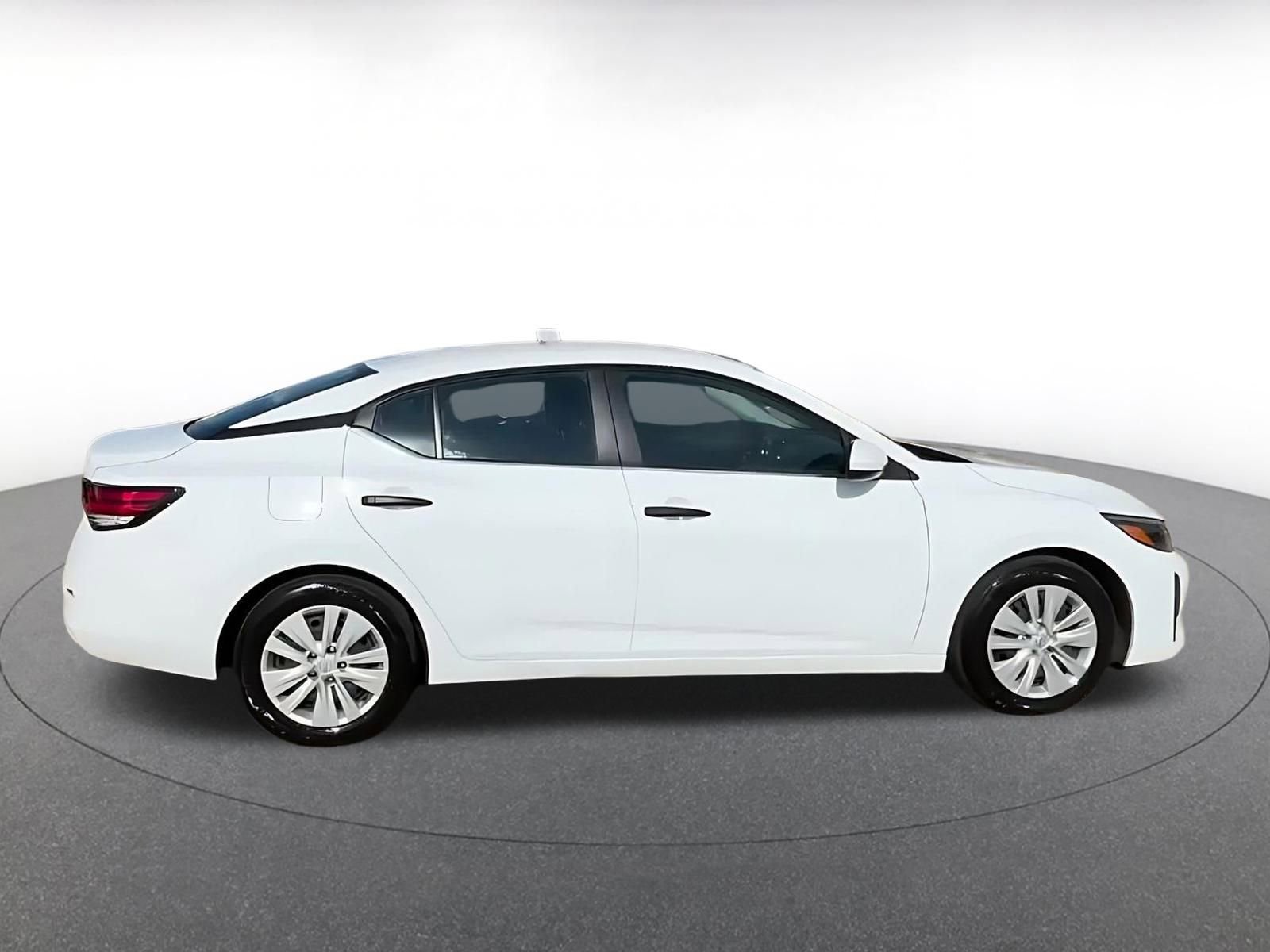 Thumbnail: 2025 Nissan Sentra - 16