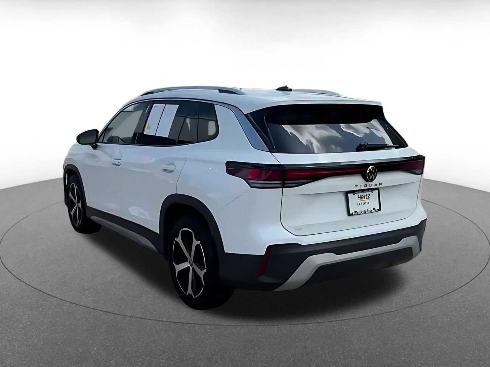 Thumbnail: 2026 Volkswagen Tiguan - 11
