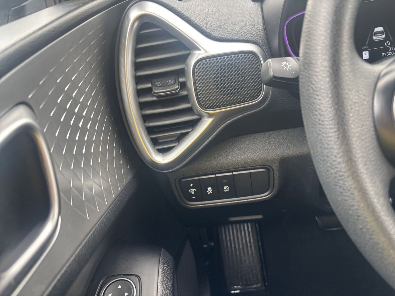 Thumbnail: 2025 Kia Soul - 32