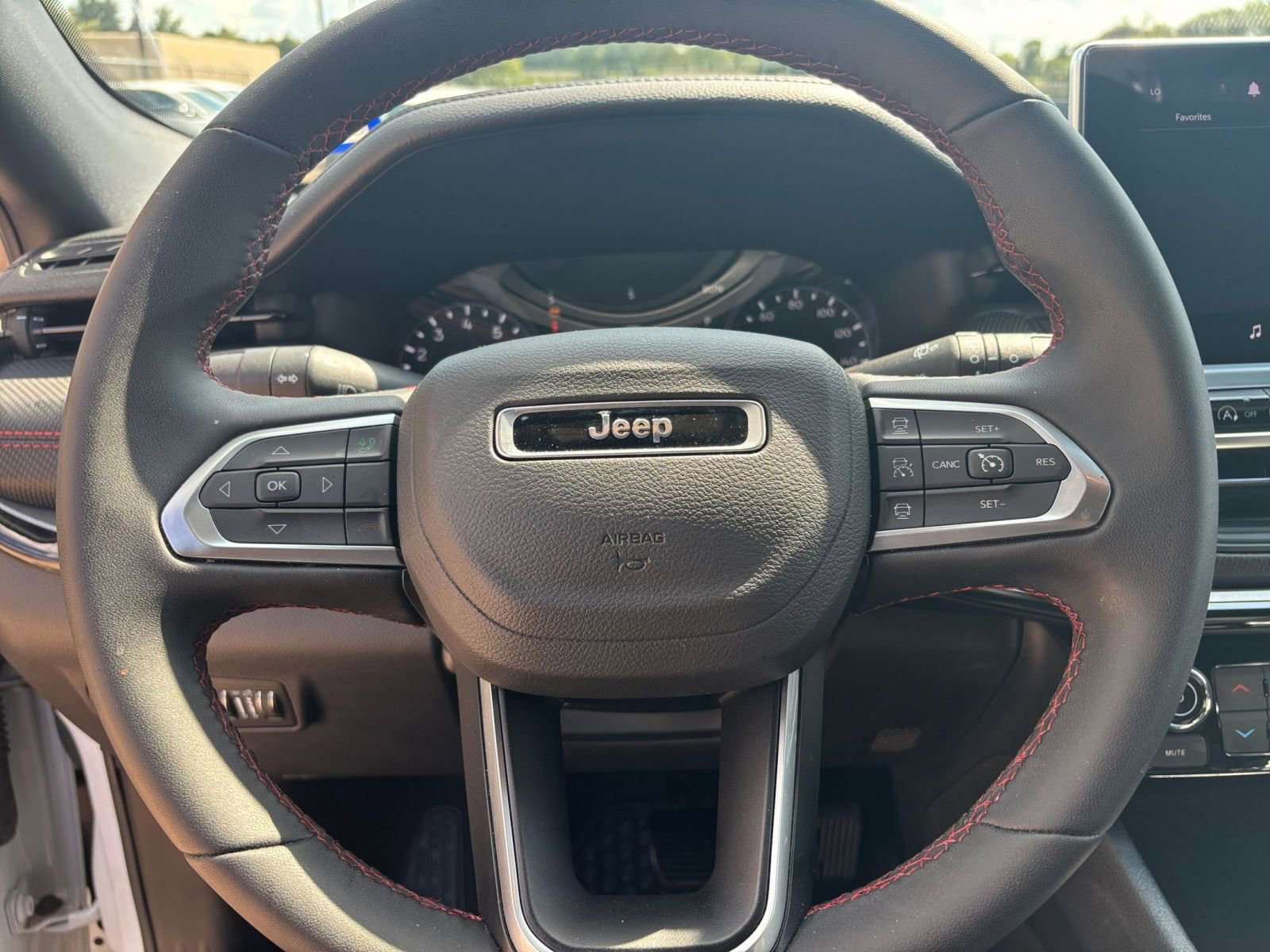 Thumbnail: 2025 Jeep Compass - 25