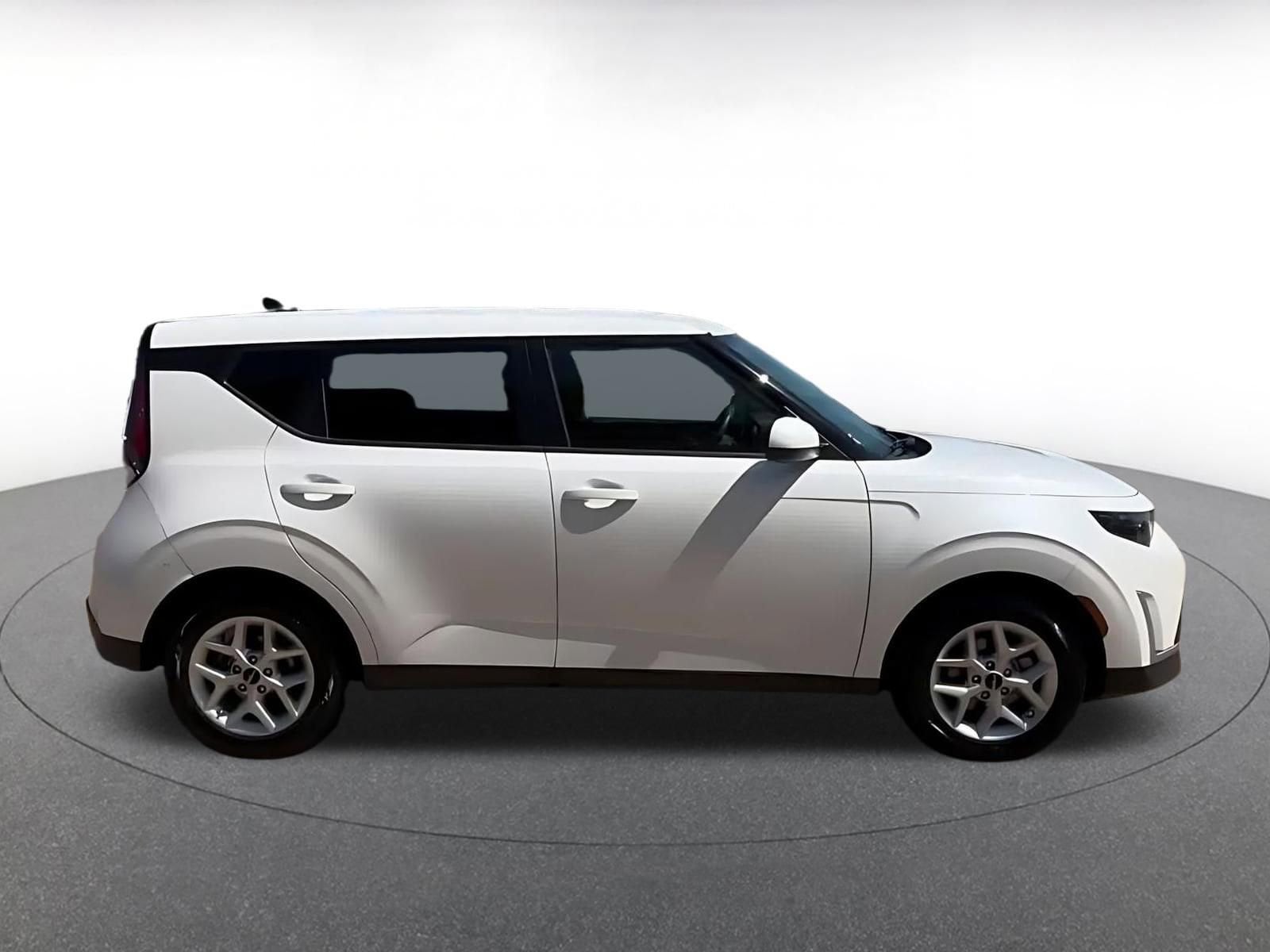 Thumbnail: 2024 Kia Soul - 15