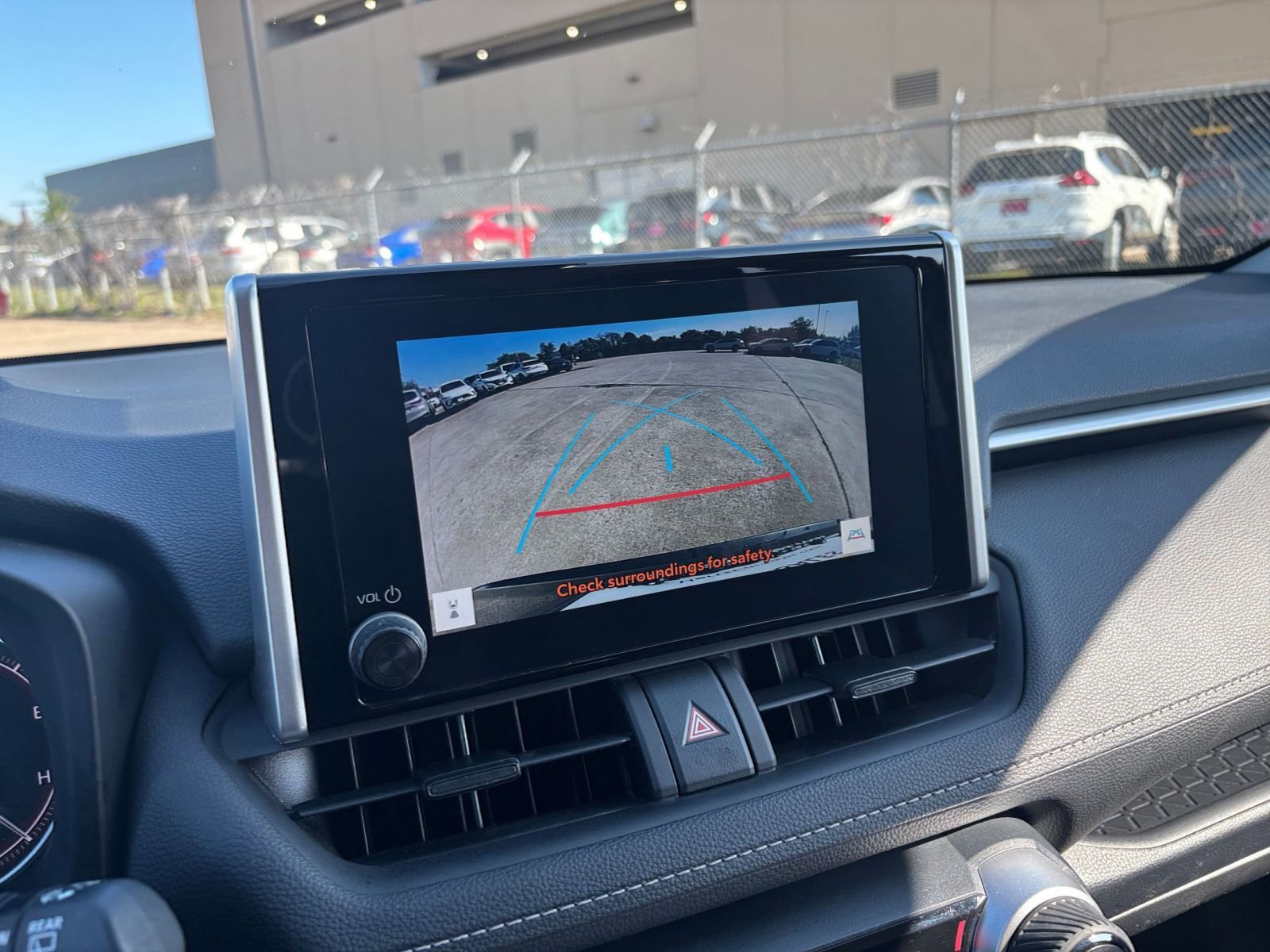 Thumbnail: 2025 Toyota RAV4 - 17