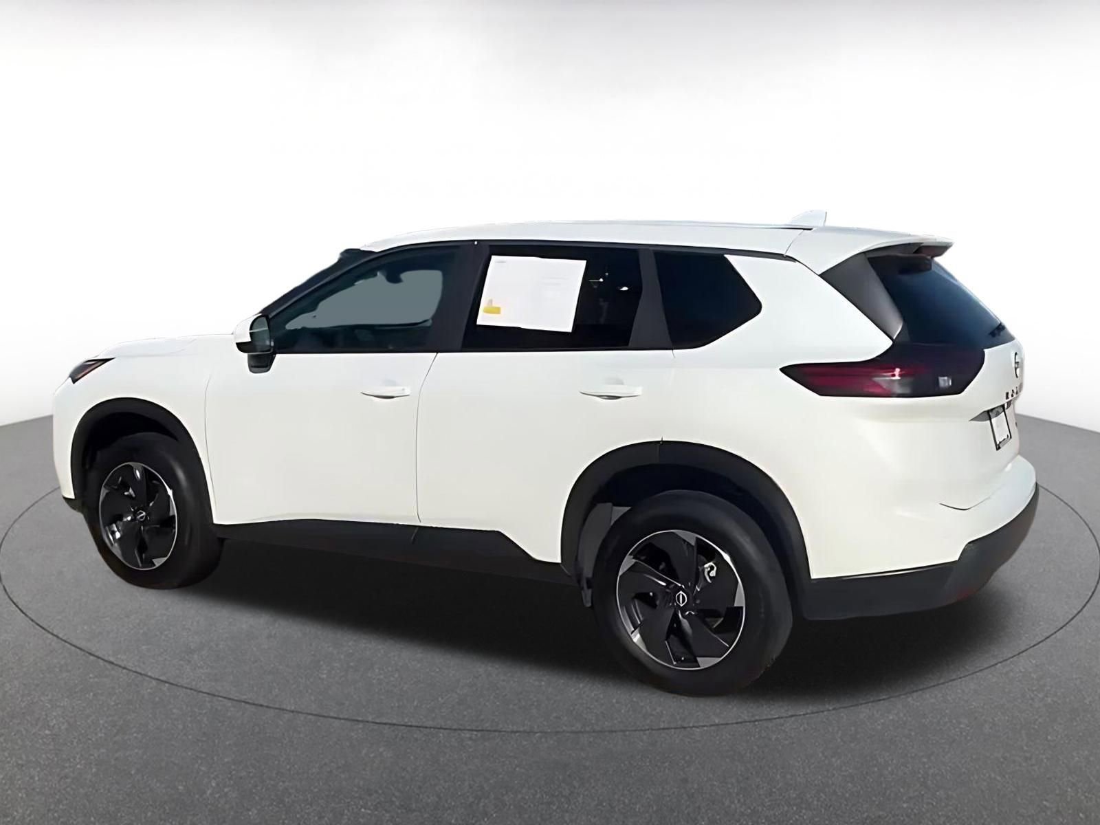 Thumbnail: 2025 Nissan Rogue - 10