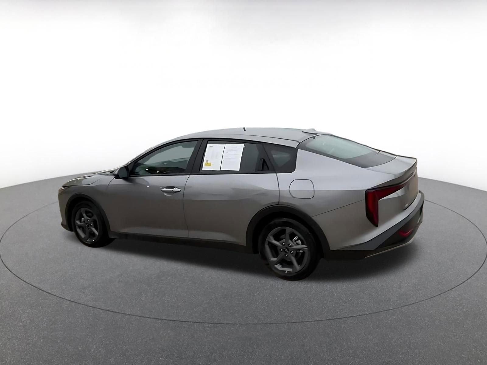 Thumbnail: 2025 Kia K4 - 10