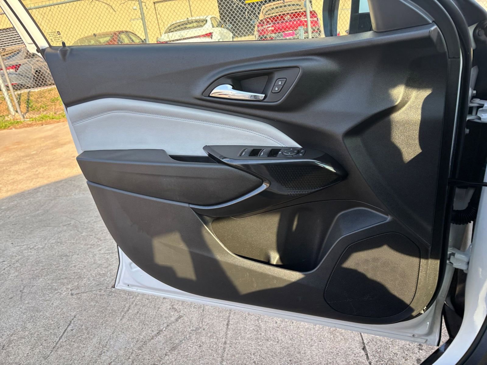 Thumbnail: 2025 Chevrolet Trax - 18