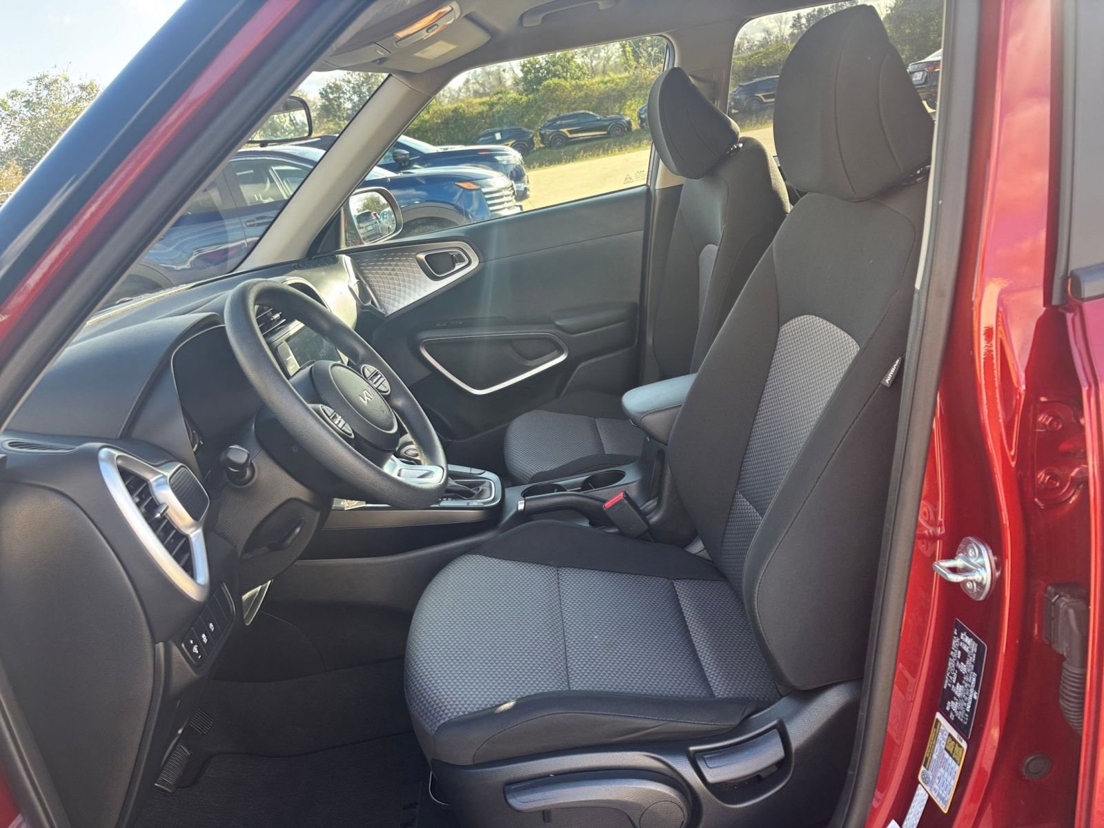 Thumbnail: 2025 Kia Soul - 24