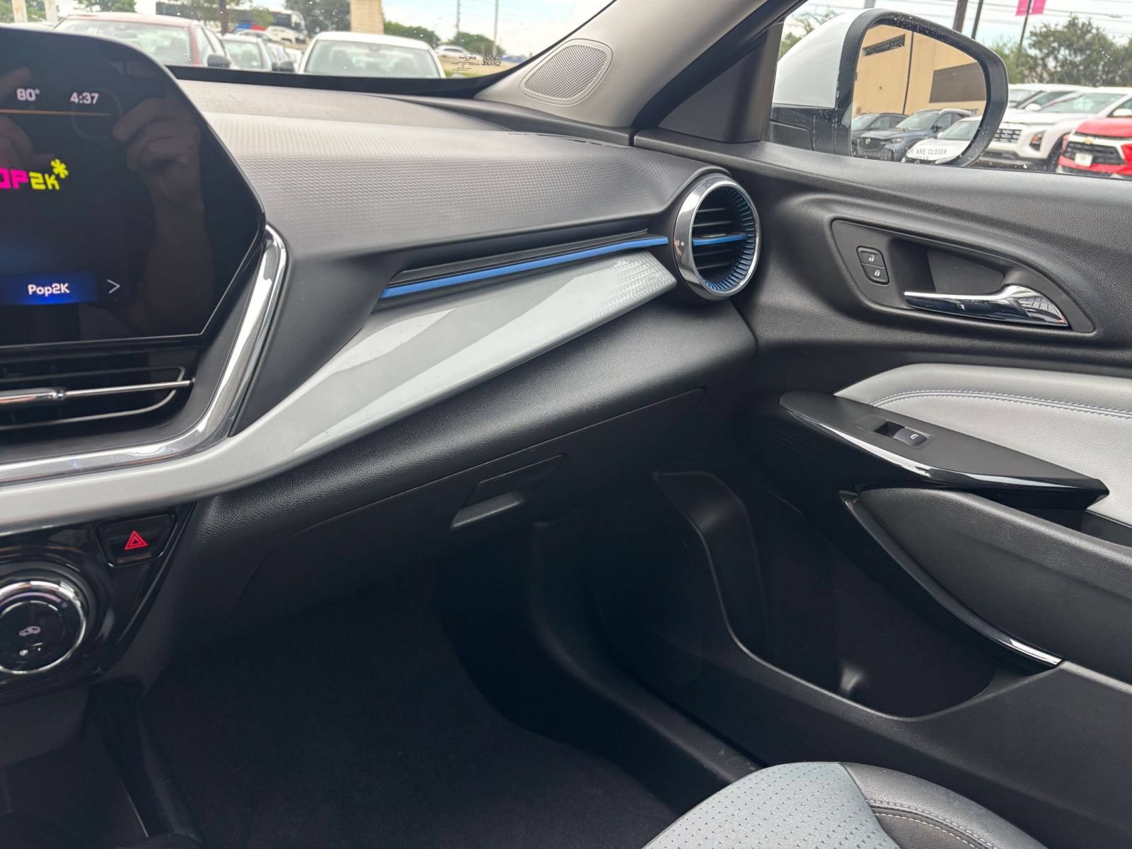 Thumbnail: 2025 Chevrolet Trax - 34