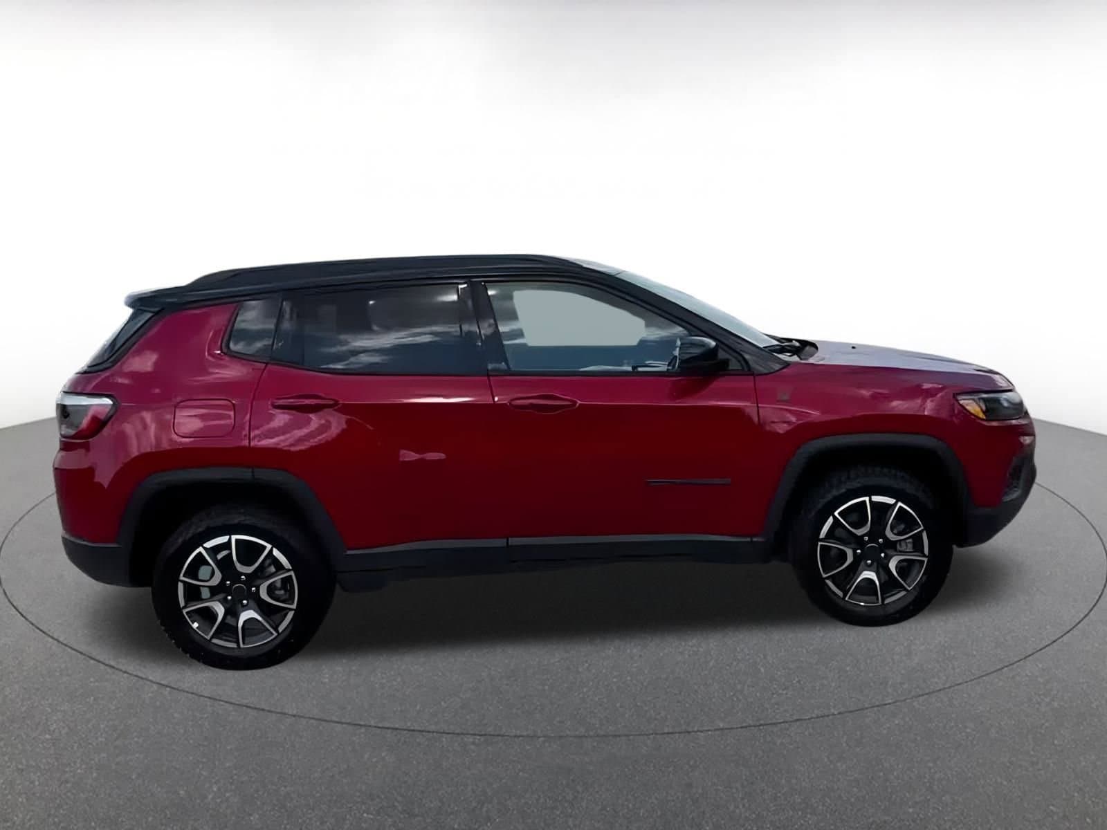 Thumbnail: 2025 Jeep Compass - 15