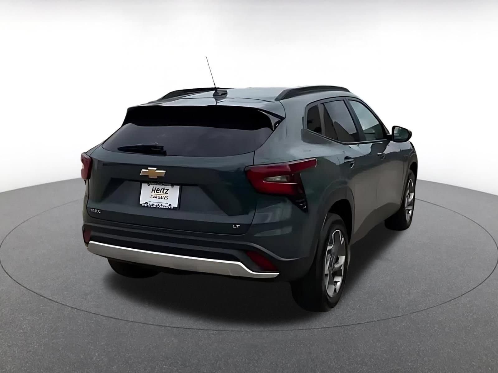 Thumbnail: 2025 Chevrolet Trax - 15