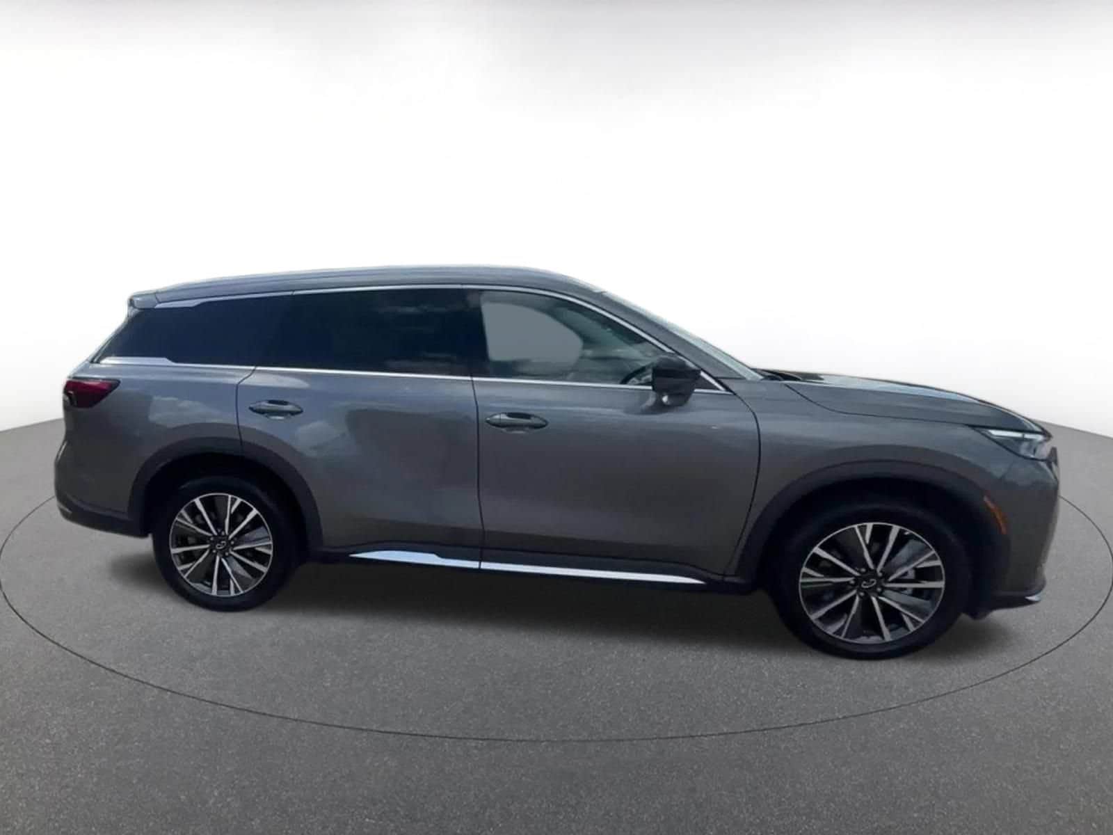 Thumbnail: 2026 INFINITI QX60 - 16