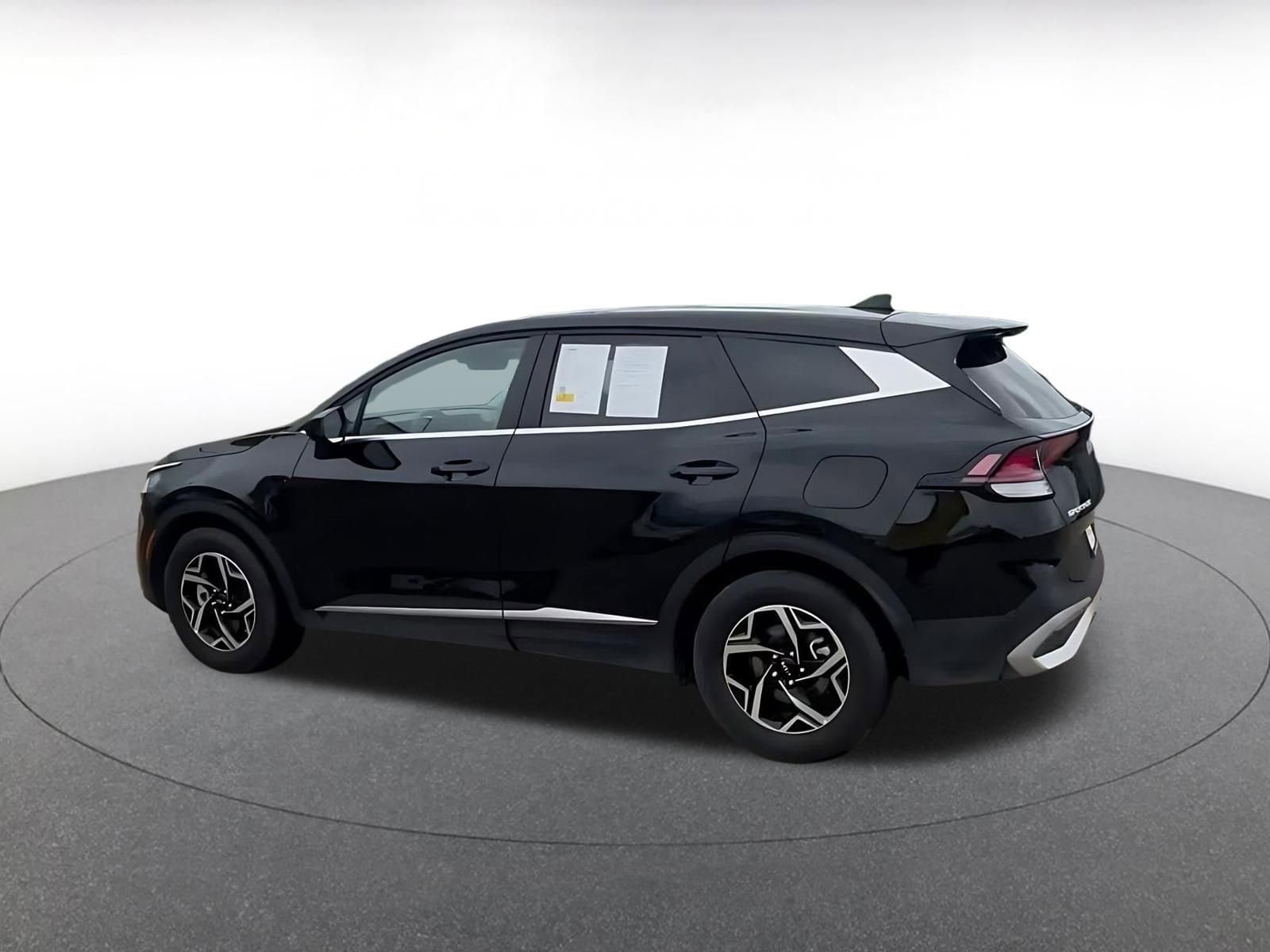 Thumbnail: 2025 Kia Sportage - 10