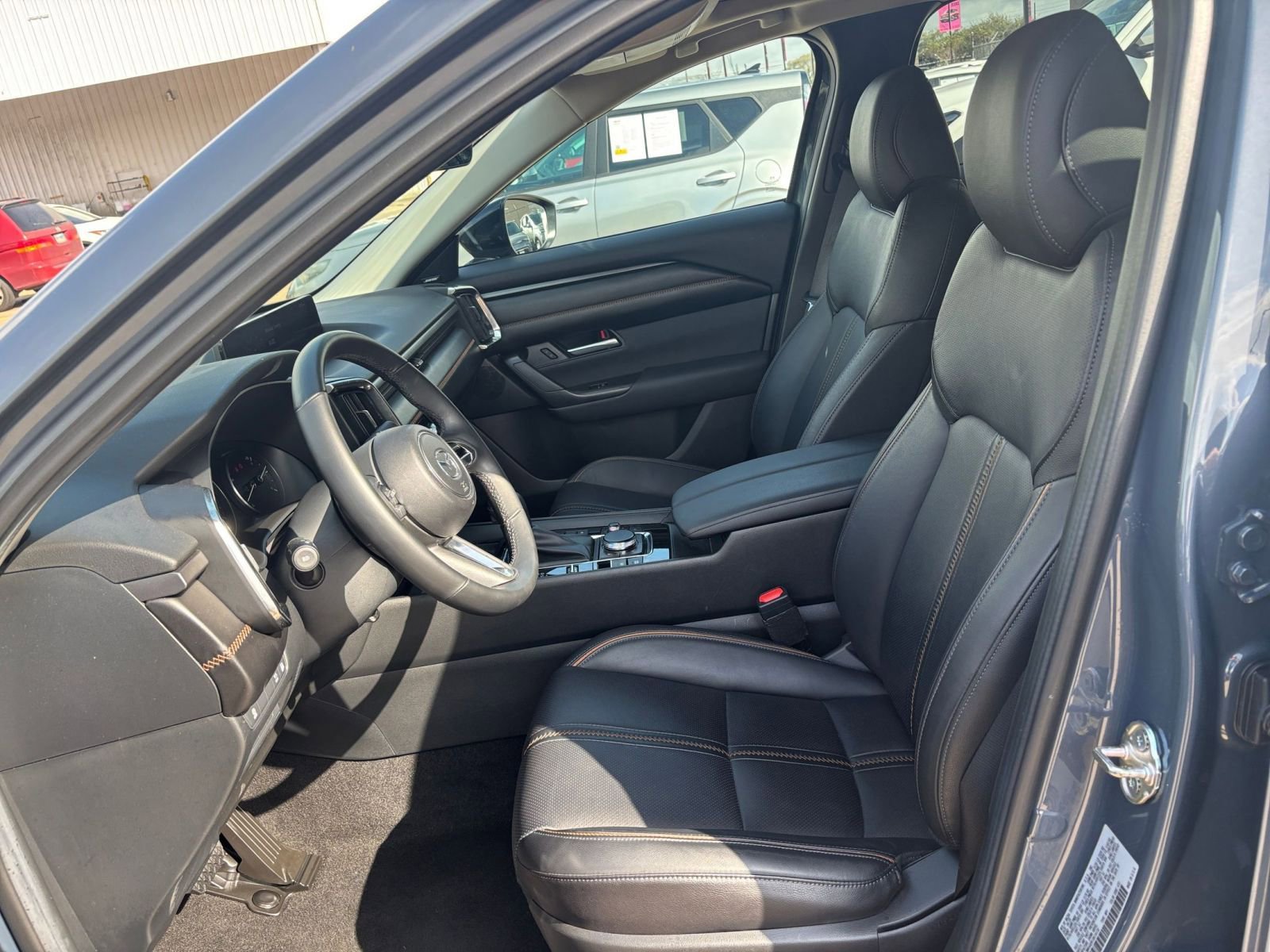 Thumbnail: 2025 Mazda CX-50 - 28